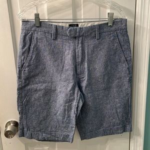 J Crew Linen shorts. Machine washable. Size 30w. Like new.